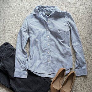 Banana Republic Blue and White Striped Button Down, 00P